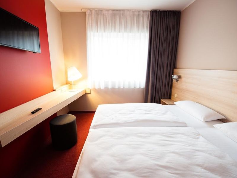 Hotel Photo 1