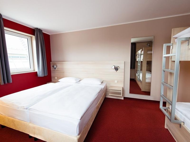 Hotel Photo 4