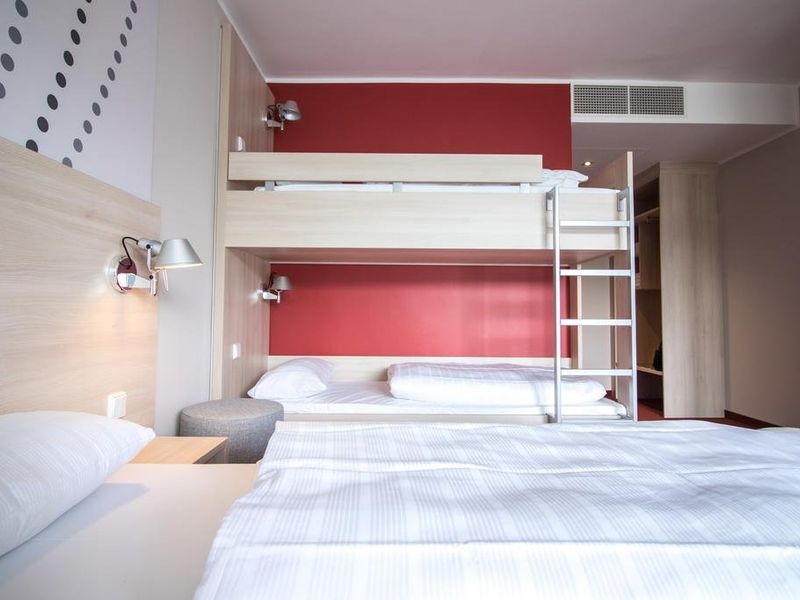 Hotel Photo 5