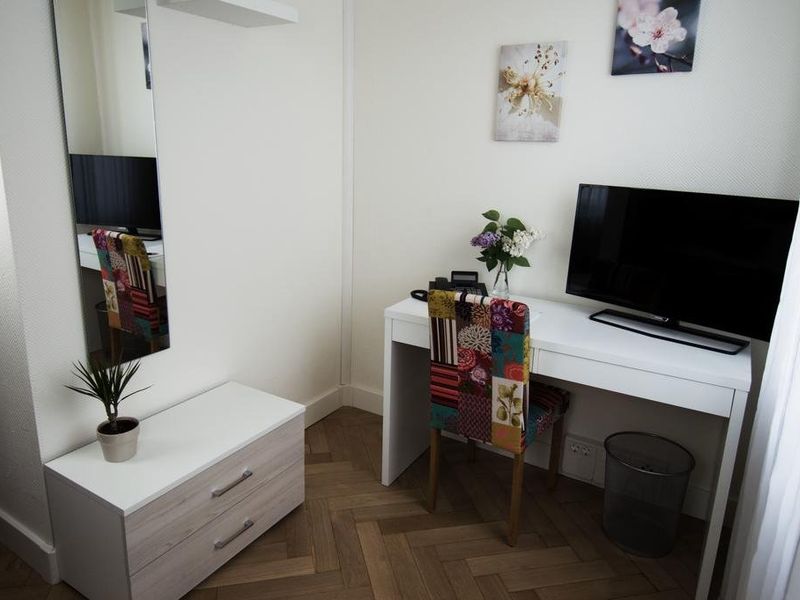 Hotel Photo 6