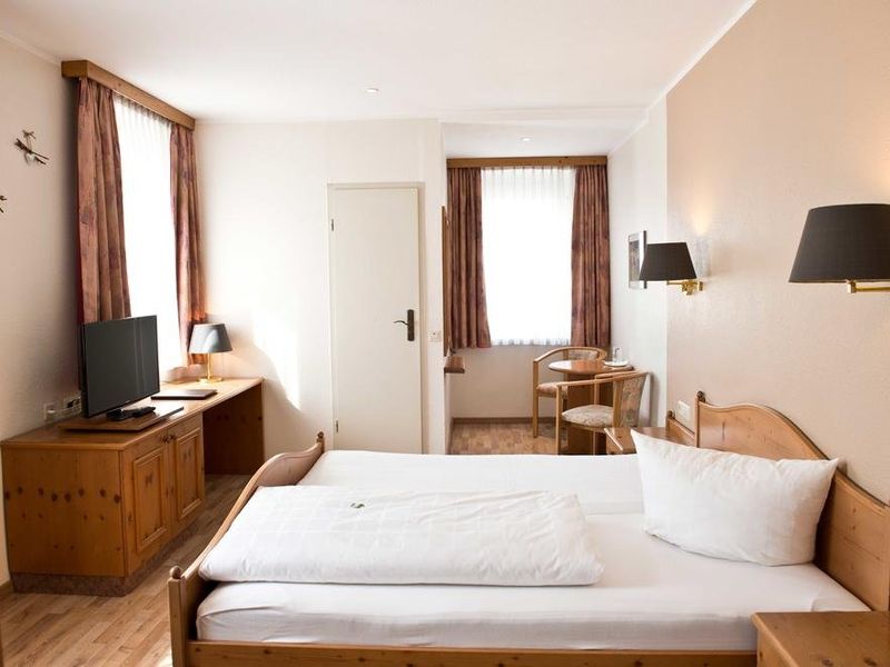 Hotel Photo 1