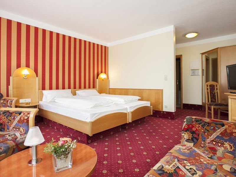 Hotel Photo 1