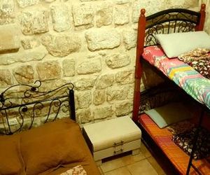 Chain Gate Hostel Jerusalem Israel