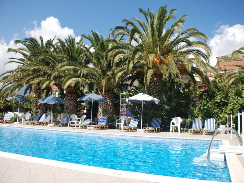 Hotel Photo 1