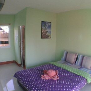 NearBy Hotel