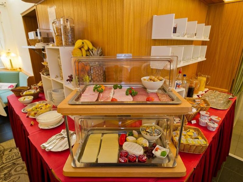 Hotel Photo 16