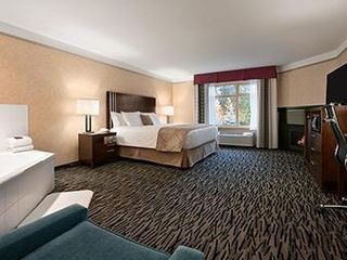 Фото отеля Best Western Plus Pitt Meadows Inn & Suites