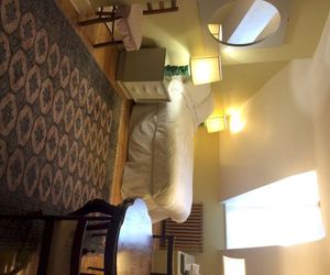 Gold Door Inn Ottawa Canada
