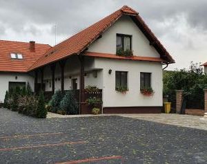 Casa Cu Pridvor Baile Felix Romania