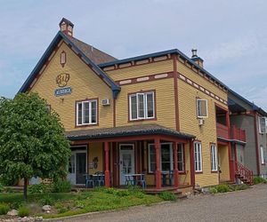 Auberge Le Voyageur Mont Tremblant Canada