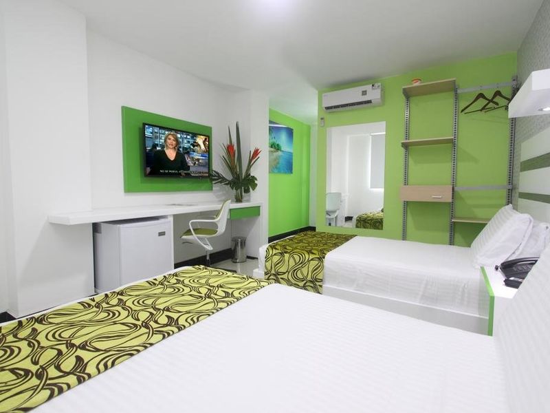 Hotel Photo 1