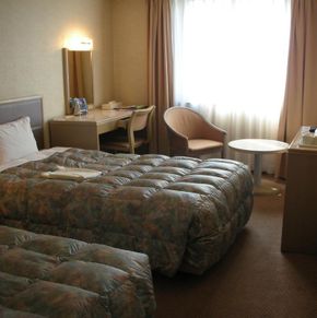 NearBy Hotel