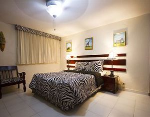 Ideal Villa Hotel Petionville Haiti