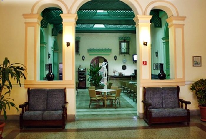 Hotel Photo 9