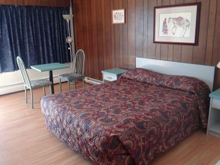 Фото отеля SPORTMAN'S MOTEL