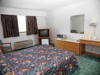 Hotel pic Canadas Best Value Inn Mile-0-Motel Lillooet