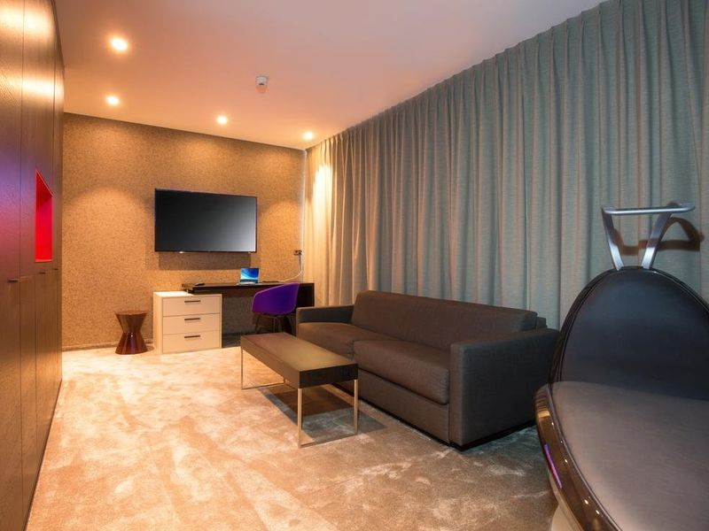 Hotel Photo 6