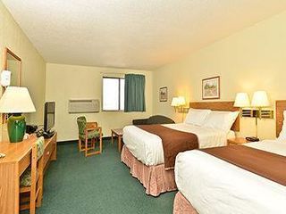Hotel pic Super 8 by Wyndham Kamloops On The Hill