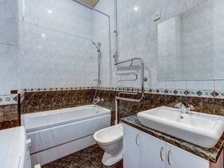 На Ульяны Громовой