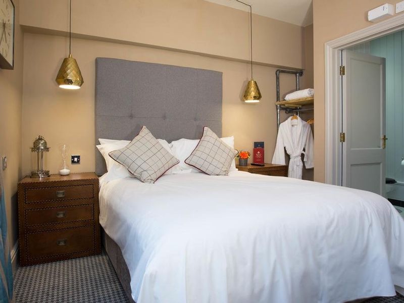 Hotel Photo 6