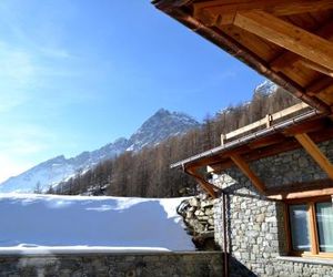 Apartment Maison Elegant Cervinia 1 Valtournenche Italy