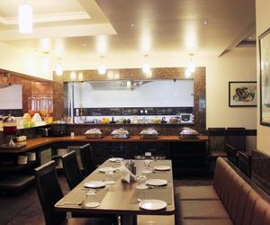 HOTEL VETRO INN SPICE BY VISTA Surat India