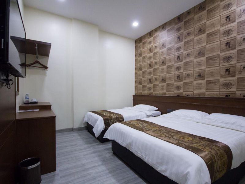 Hotel Photo 8