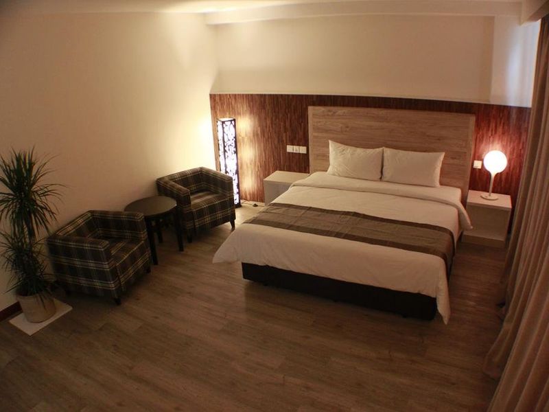 Hotel Photo 8