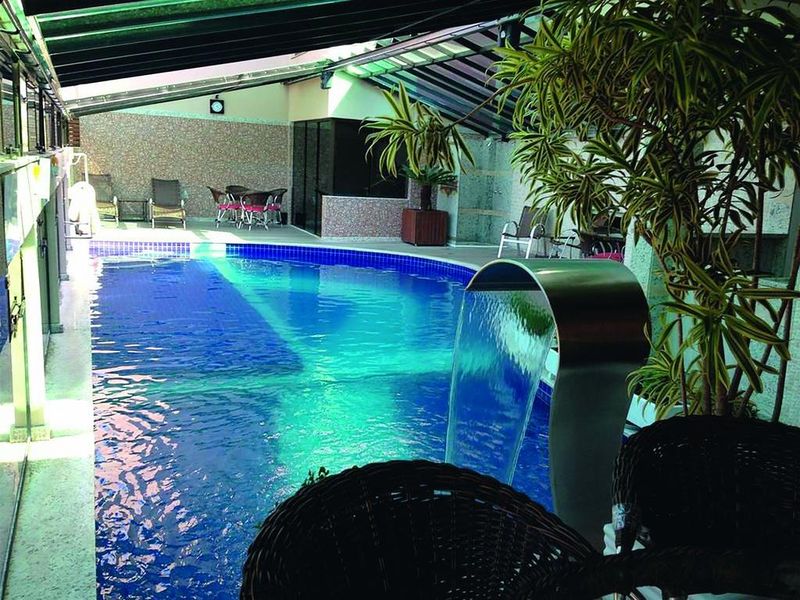 Hotel Photo 8