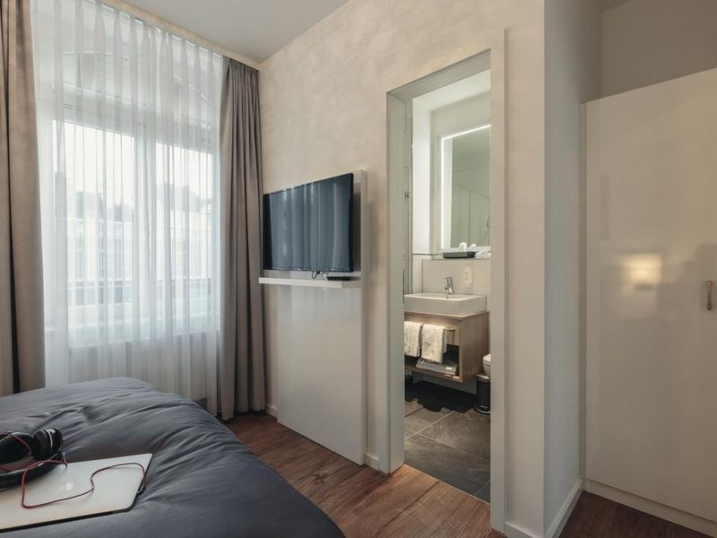Hotel Photo 6