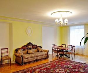 Apartment Na Rynok Square Lvov Ukraine