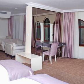 NearBy Hotel