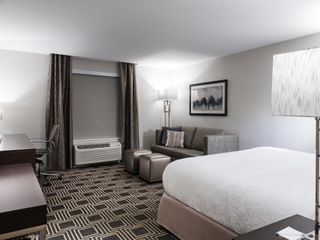 Hotel pic Hampton Inn & Suites Worcester