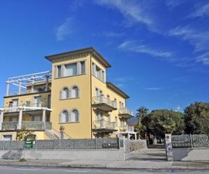 Holiday Apartments Fiumetto Marina di Pietrasanta Italy