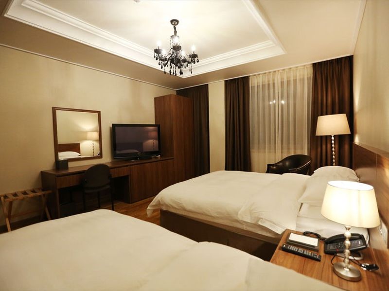 Hotel Photo 1