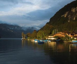 Family-Apartment Du Lac Iseltwald Switzerland
