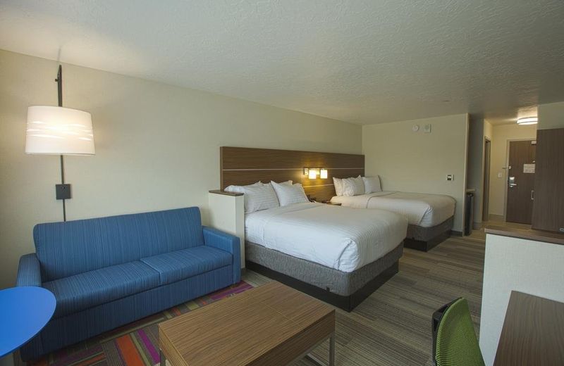 Holiday Inn Express & Suites Boise Airport, an IHG Hotel