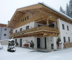 Landhaus Zirmhof Saalbach-Hinterglemm Austria