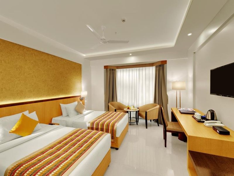 Hotel Photo 1