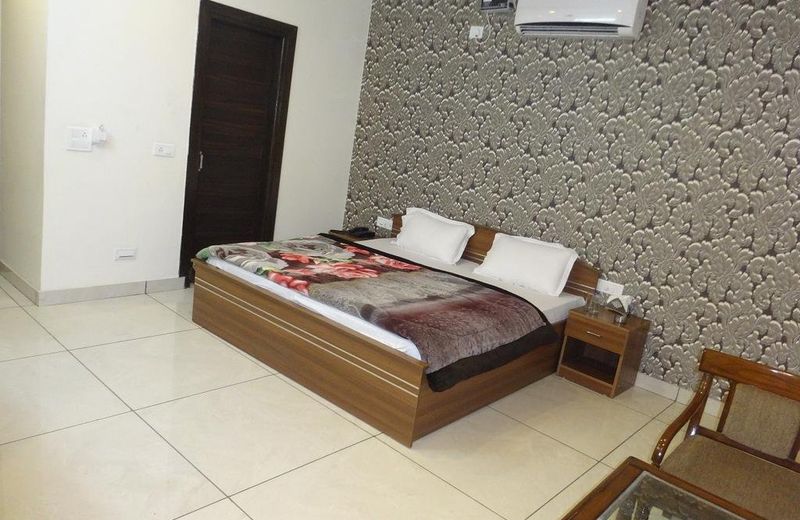 The Shradha Hotel