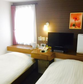 NearBy Hotel