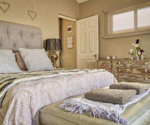 Lolas Self Catering Accommodation Letselaskraal South Africa