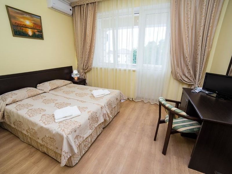 Hotel Photo 7