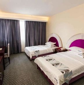 NearBy Hotel