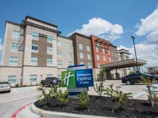 Hotel pic Holiday Inn Express & Suites Houston - Hobby Airport Area, an IHG Hote