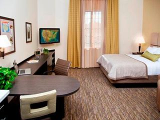 Hotel pic Candlewood Suites - Newark South - University Area, an IHG Hotel