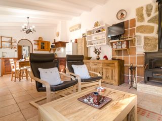 Villa (115 m²), 1 Schlafzimmer und 1 eigene Badezimmer in Fornalutz
