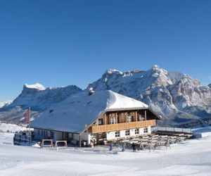 Rifugio Pralongià Corvara Italy