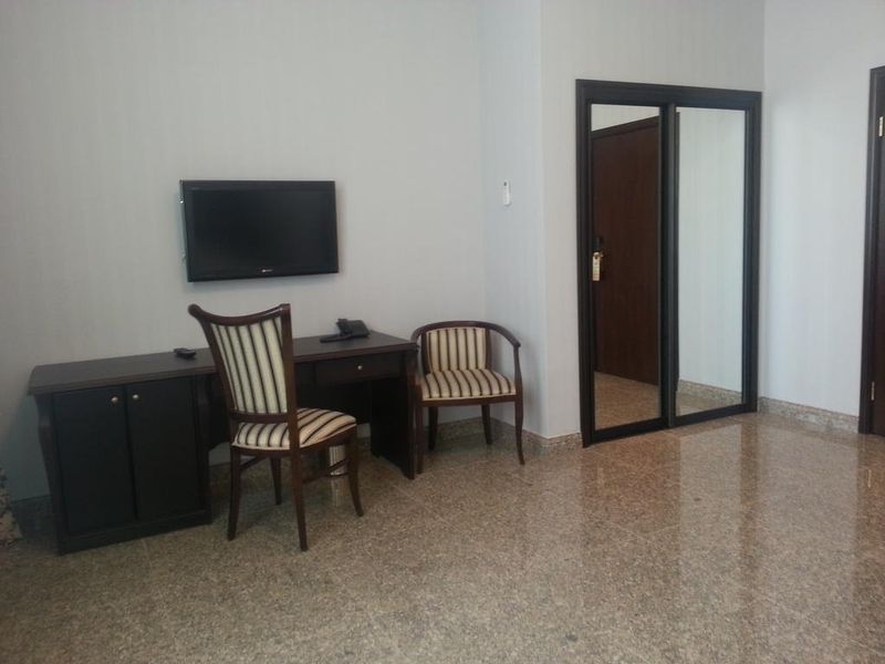 Hotel Photo 12