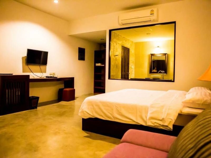 Hotel Photo 12